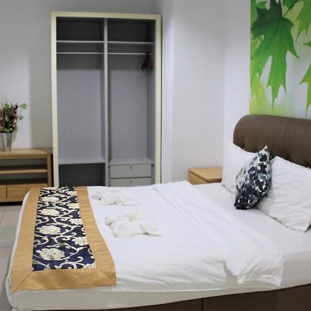 Mansion One Seaview Georgetown 2Br 6 Pax Apartment Bagian luar foto